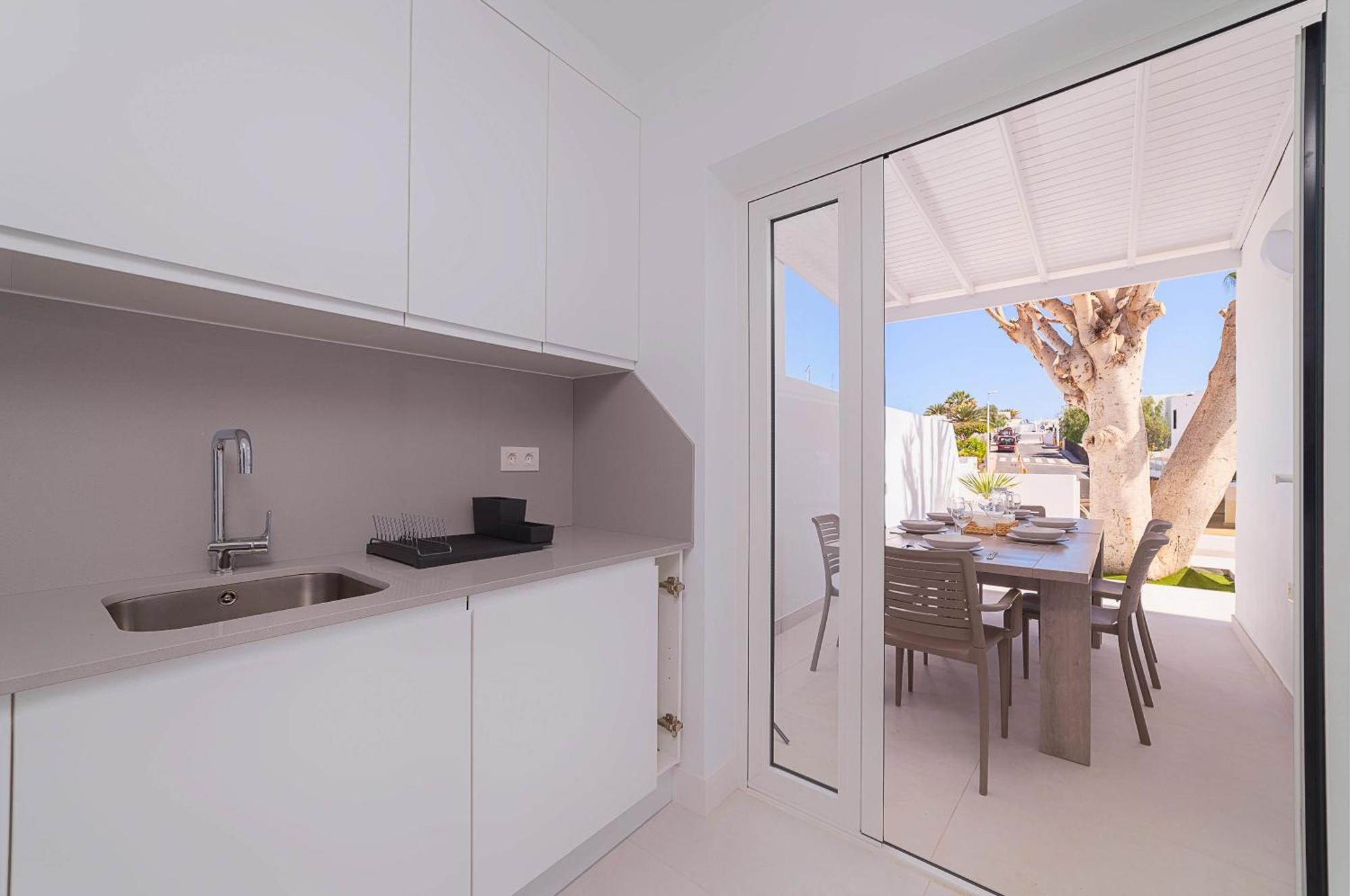 Nina Lanzarote Villa